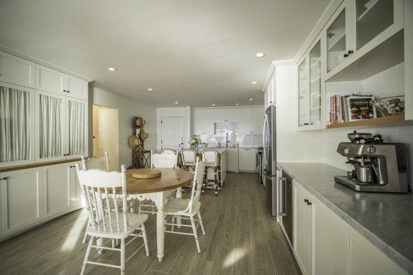 Dian Cabinet Company