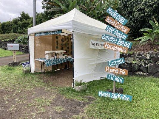 Basket stand tent along side the road.