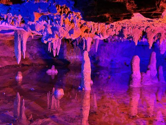 Skyline Caverns