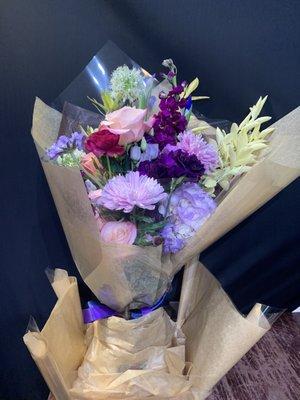 Aranjira Flower Shop