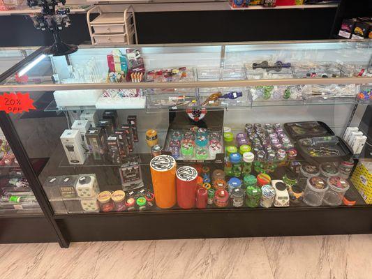 Cloud Bar Smokes and Vapes