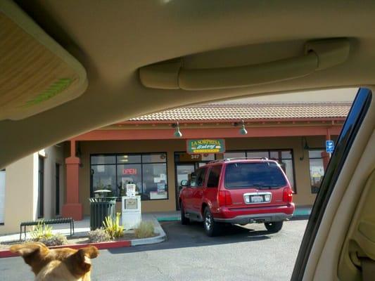 La Sorpresa Panaderia