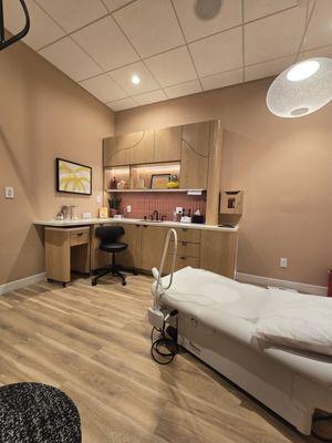 Tia Women's Health Clinic