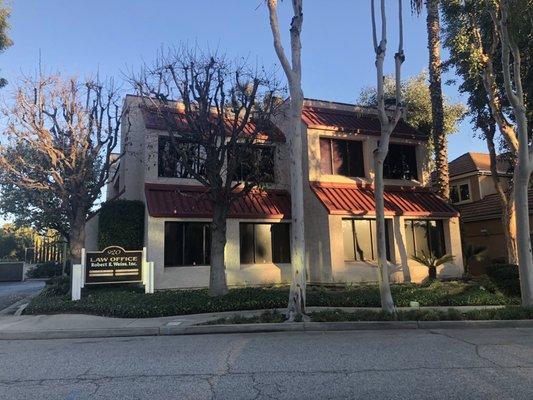 Law office Robert E. Weiss, inc.