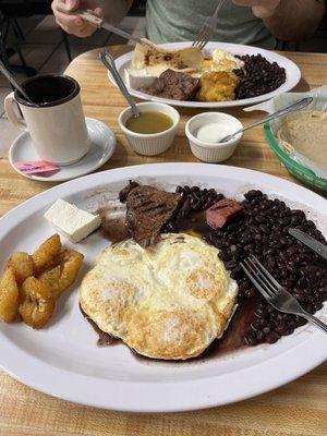 Desayuno Ranchero $14 (7/22/22) Coffee $2