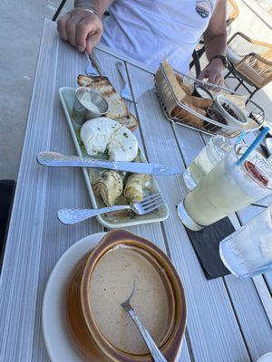 Lo’ Key Island Grille