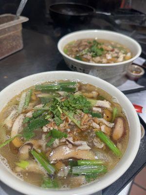 KEEKS Eggrolls & Wings