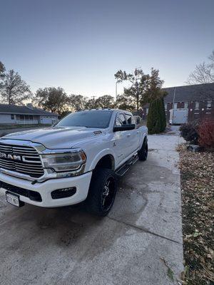 Donis Cleaning And Services