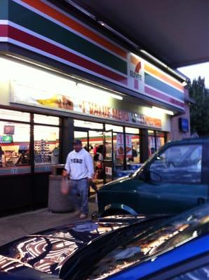 Busiest 7-11 in the morning