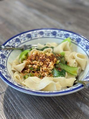 garlic hand pulled "biang biang" noodles