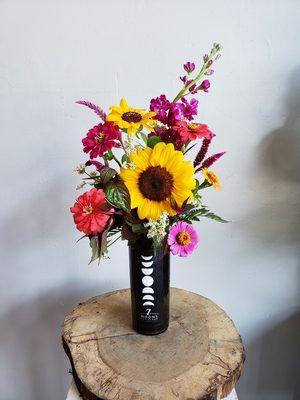 Fleur-de-lis, Flowers & Gifts