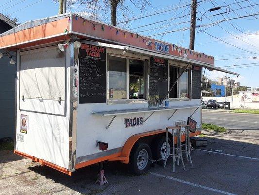 I am Proud of the Good Food that my custoners can enjoy!
Chef Beto