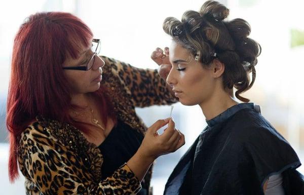 Paola Le' Tress Specialist & Makeup Artist