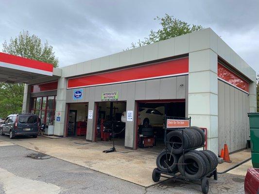 West Asheville Exxon