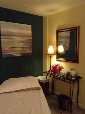 Mickey Boyle Acupuncture L.AC.