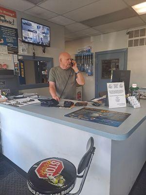 Disrespectful customer service JOHN