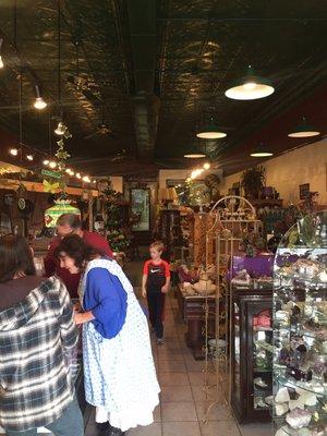Woodgrove Antique Mall and Tea Room