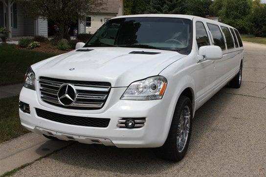 SUV Limousine