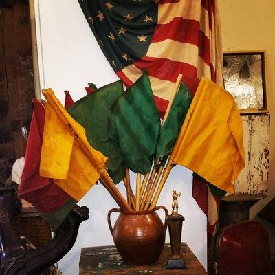 Vintage and Modern Market