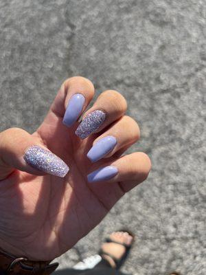 left hand with dip powder!