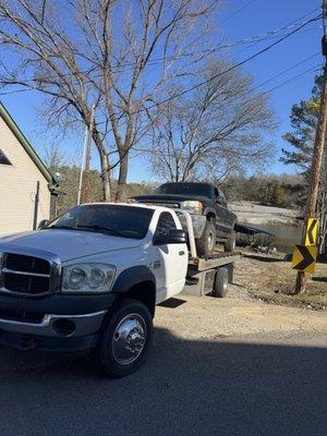 Edwards Towing and Recovery