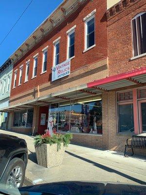 Vintage Relics Antiques