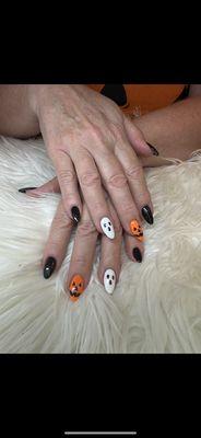 Butter Nails & Waxing