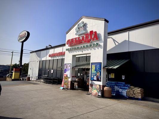 Your neighborhood destination for fresh, authentic ingredients and flavors - Vallarta Supermarkets!