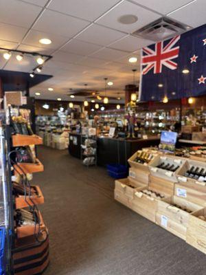 Coaltrain Wine & Liquor