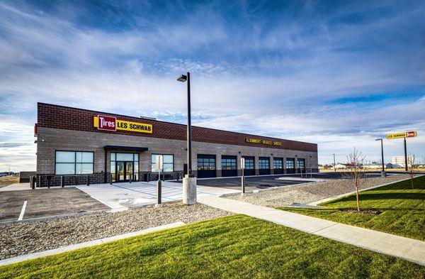 Les Schwab Tire Center