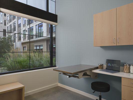 Five Points Animal Hospital