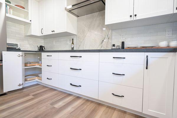 Flawless Cabinet Installation