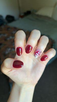 Essential Nails & Spa