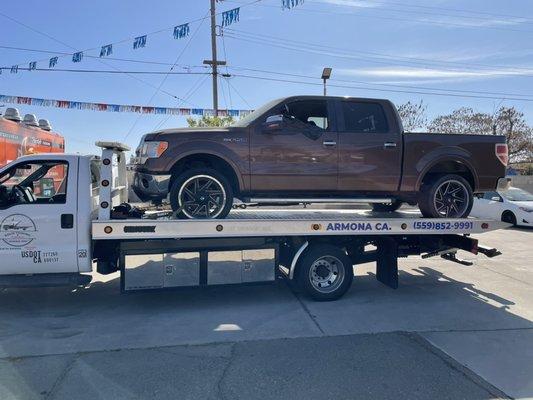 Solis Towing & Transport