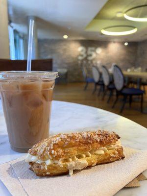 Iced Chai Tea Latte & Vanilla Éclairs