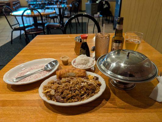 Table service with pork fried rice