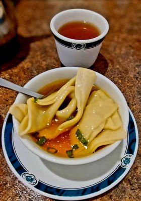 Wonton soup