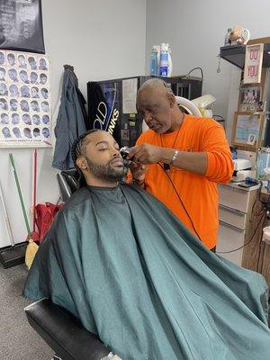 Glenn's Barber & Hair Styling