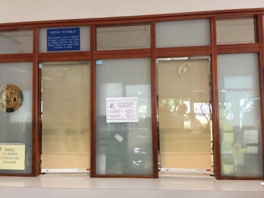 9:30 am - the line is out the door.