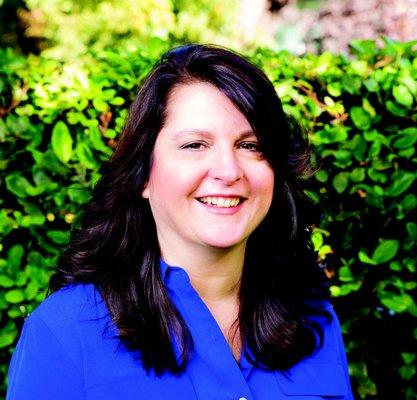 Deanna Stark, Broker