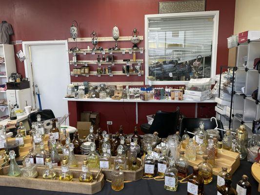 Different Oud and Attar