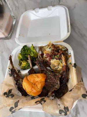 Lamb chops with broccoli and mash bake potato