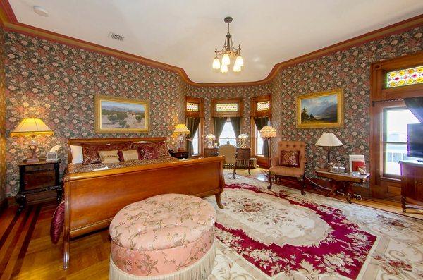 Nagle Warren Mansion B&B