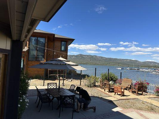 To the right is the fence that we were protected by and was advertised on their site. If we had known, we would not stay here.