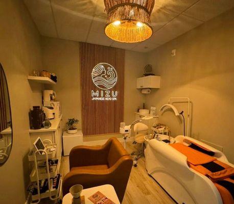 So clean and looked just like it did on insta! They left a hand written note for me