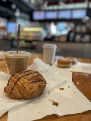 Caramel toffee latte & chocolate croissant