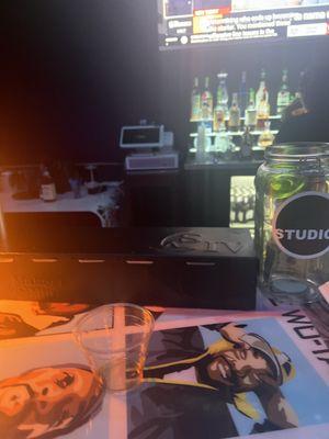 Studio Neighborhood Bar