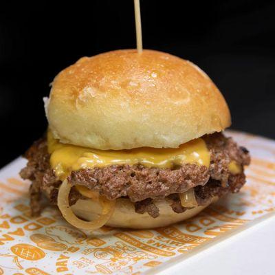 Dan & Day's Burgers & Shakes