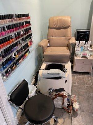 Pedicure station