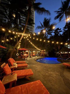 Bamboo Waikiki Hotel